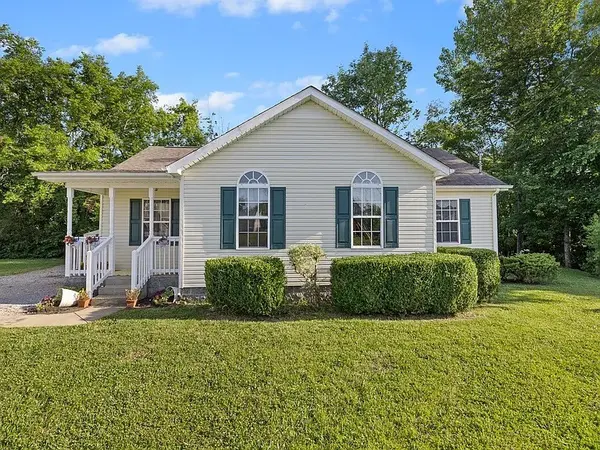 111 Daytona Ln, Shelbyville, TN 37160