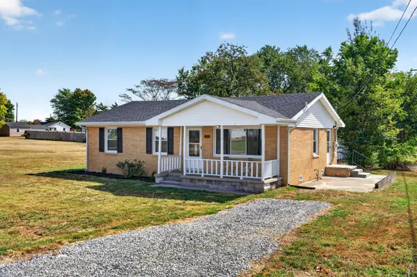 621 Vass Ln, Hopkinsville, KY 42240