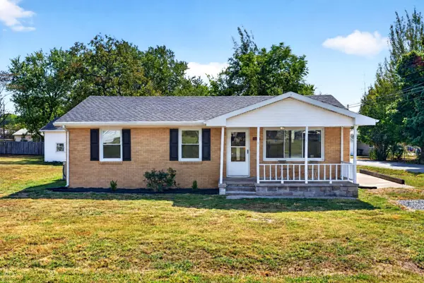 621 Vass Ln, Hopkinsville, KY 42240