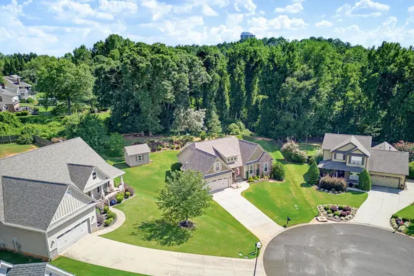 120 Hubbard LN, Greer, SC 29651-1055