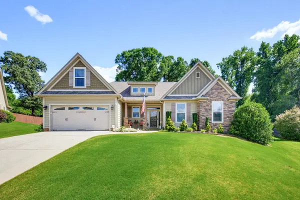 120 Hubbard LN, Greer, SC 29651-1055