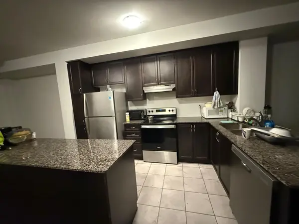 210 Keppel CIR, Brampton, ON L7A 0B6