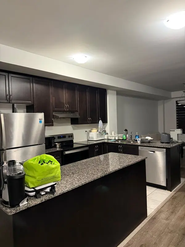 210 Keppel CIR, Brampton, ON L7A 0B6