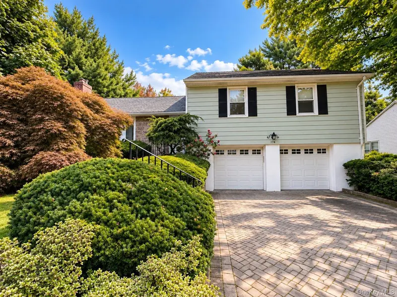 174 Waverly RD, Scarsdale, NY 10583