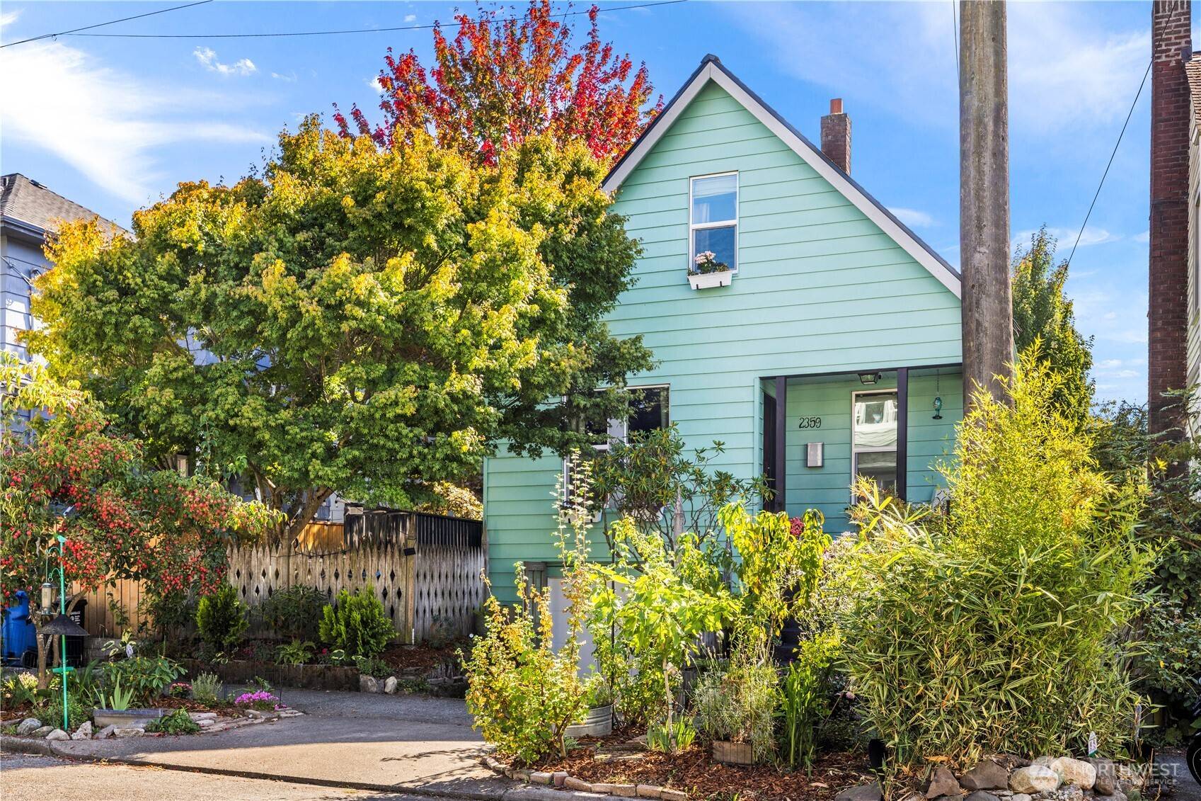 2359 NW 67th ST, Seattle, WA 98117