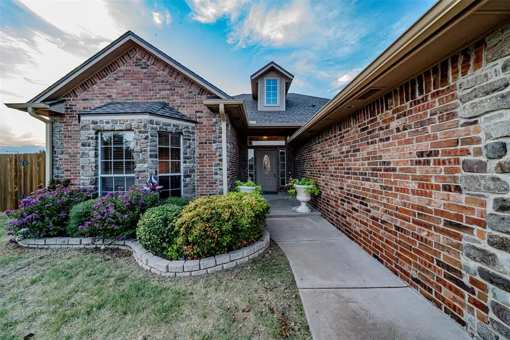 3587 Remington Place RD, Norman, OK 73072