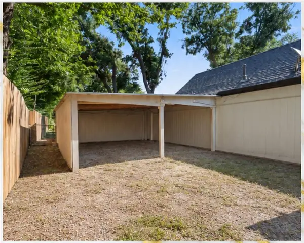 314 W 4th Street, Weatherford, TX 76086