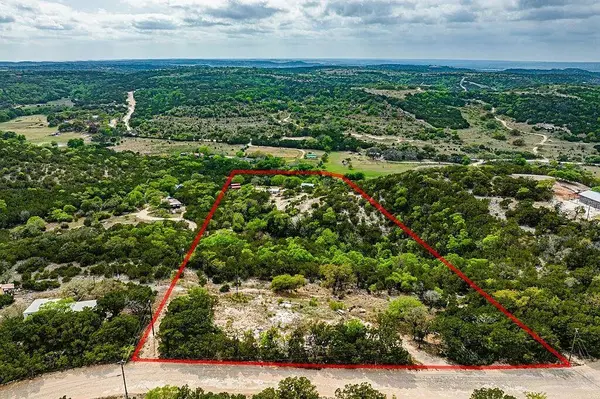 225 Apacheria PASS W, Comfort, TX 78013
