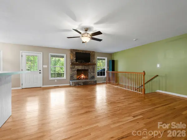 170 Yates Cove RD, Waynesville, NC 28785
