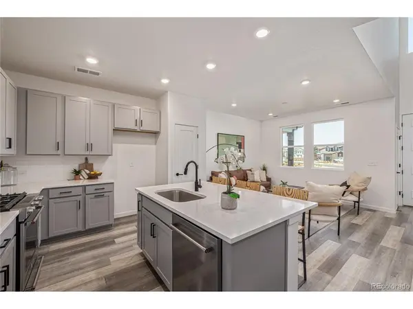 20532 E 58th, Aurora, CO 80019