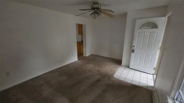 105 Univoice ST #1, Maybrook, NY 12543