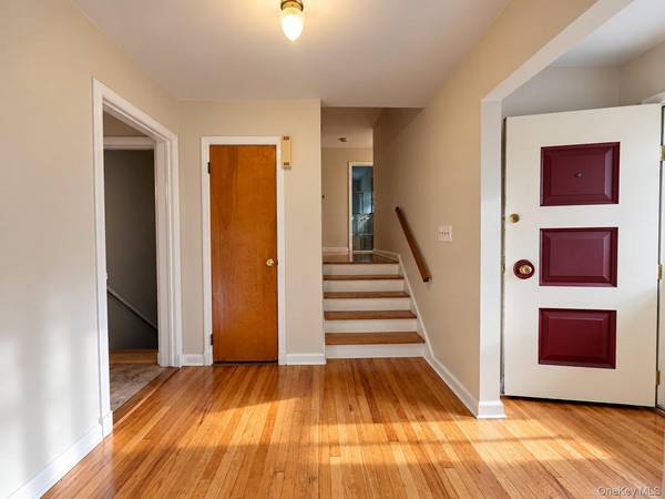 174 Waverly RD, Scarsdale, NY 10583
