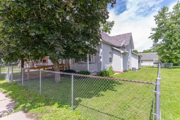 624 W Washington ST, Shelbyville, IN 46176
