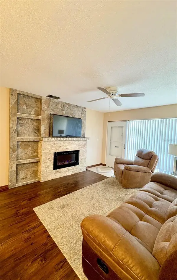 4355 TAHITIAN GARDENS CIR #D, Holiday, FL 34691