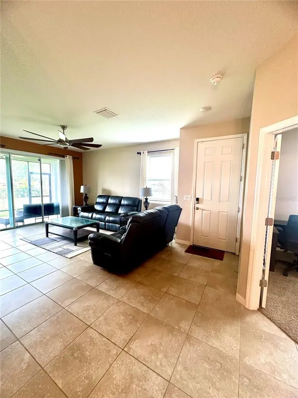 7684 STONEBROOK CIR, Wesley Chapel, FL 33545