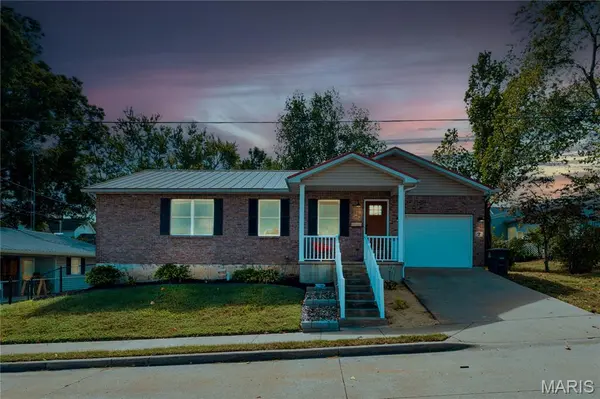 7 W South ST, Perryville, MO 63775