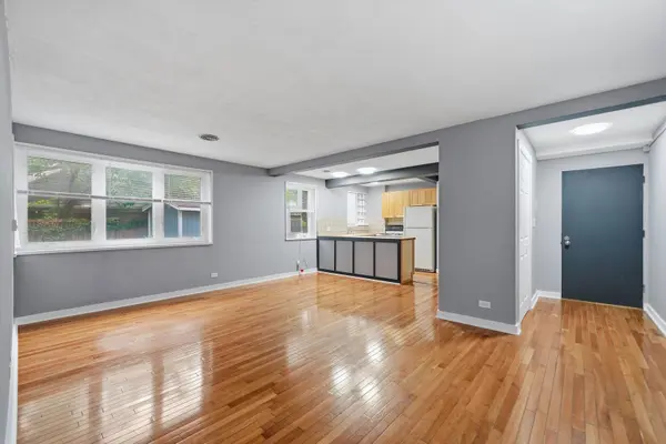 7208 Oak AVE #1SW, River Forest, IL 60305