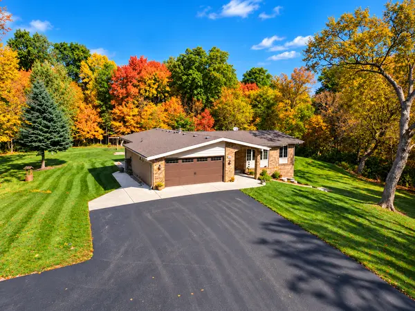 1432 80th ST NW, Buffalo, MN 55313