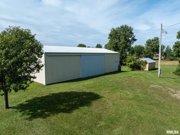 1207 Knox Hwy 25 HWY, Galesburg, IL 61401