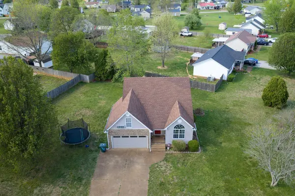 132 Kimberly St, Portland, TN 37148