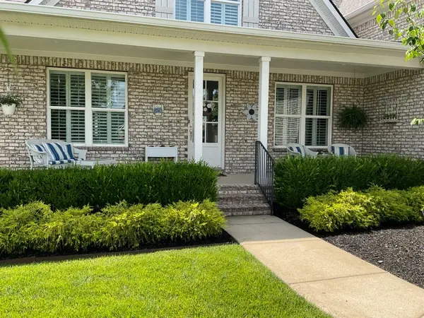 3030 Grunion Ln, Spring Hill, TN 37174