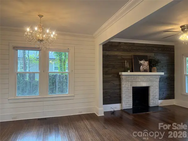 216 E Catawba AVE, Mount Holly, NC 28120