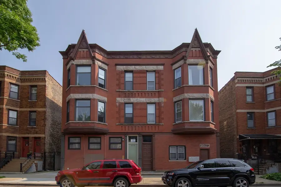 2017 W Ohio ST #3F, Chicago, IL 60612