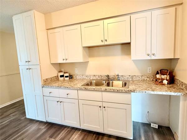 1015 MOCKINGBIRD CIR, Winter Haven, FL 33884