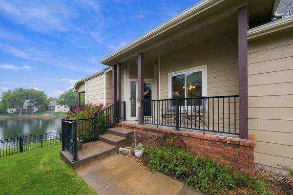 2301 N Lakeway Ct., Wichita, KS 67205