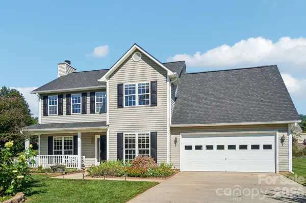 206 Rolling Meadow RD, Fletcher, NC 28732