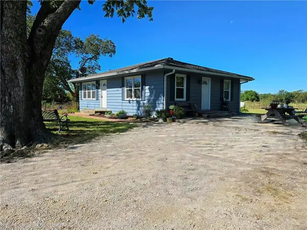 6455 Main ST, Odessa, MO 64076