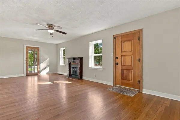 2914 Shrine Park RD, Leavenworth, KS 66048
