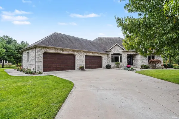52221 Winding Waters LN, Elkhart, IN 46514