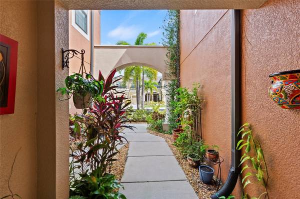 7854 52ND TER E #52, Bradenton, FL 34203