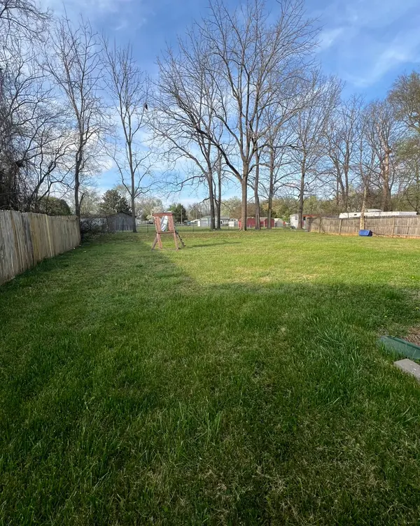 1437 Addison Dr, Clarksville, TN 37042