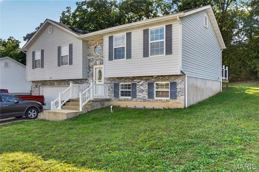 165 T Box DR, St Clair, MO 63077