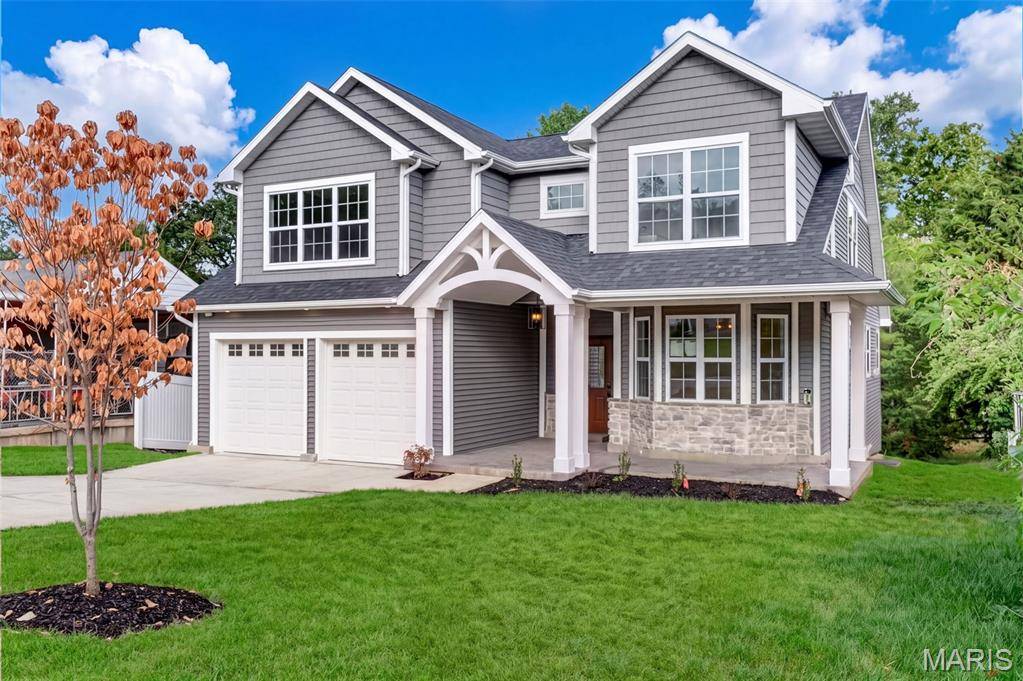 458 Crest AVE, Kirkwood, MO 63122