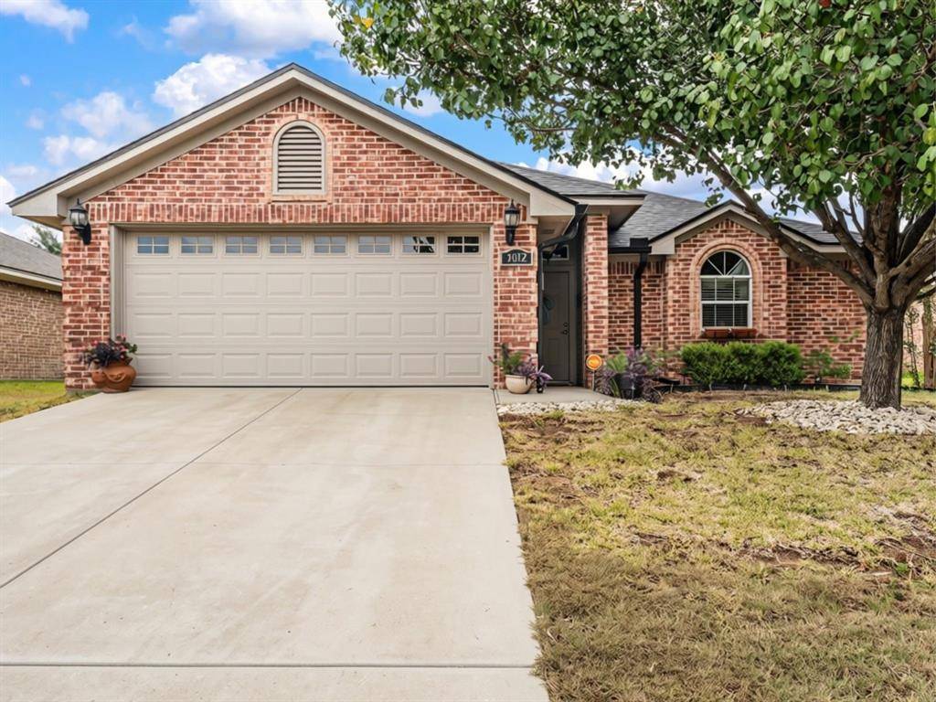 3012 Pinto Loop, Robinson, TX 76706