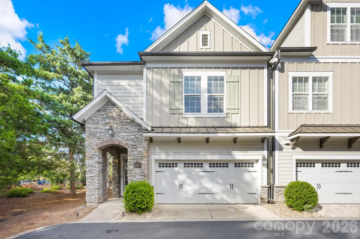 9212 Colin Crossing CT, Charlotte, NC 28277