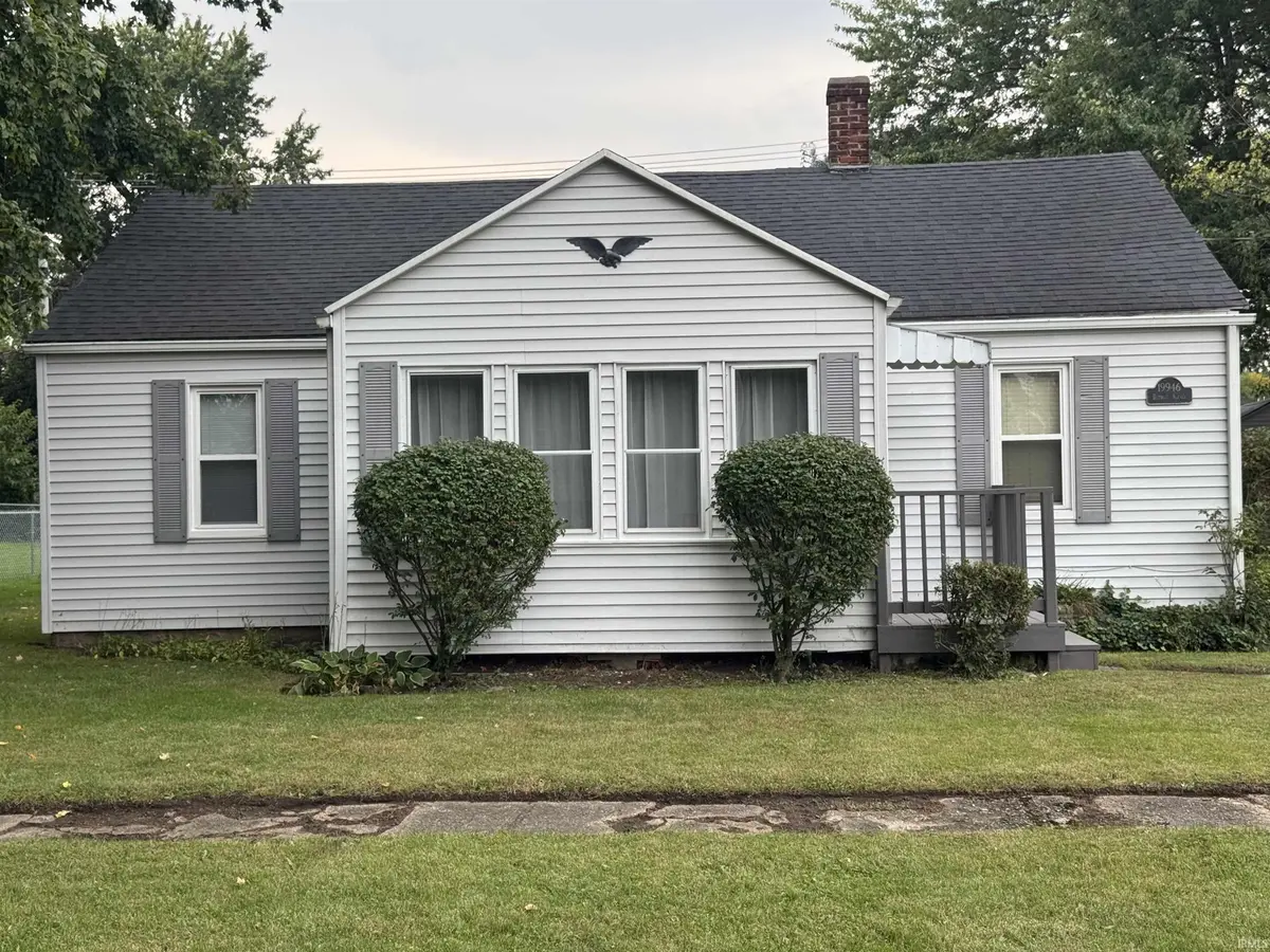 19946 Detroit AVE, South Bend, IN 46614