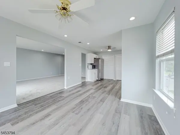8 Millie Ln #8, East Hanover Twp., NJ 07936