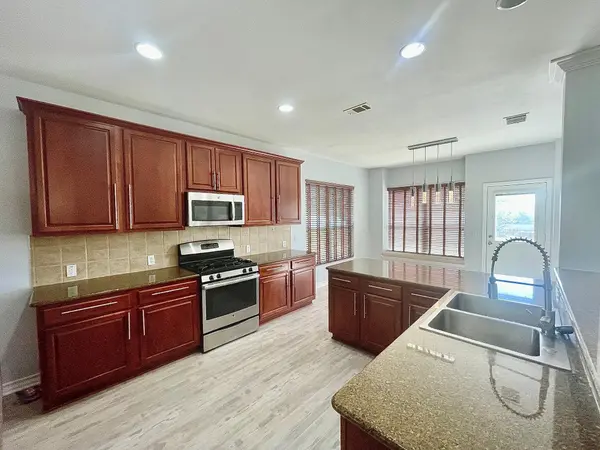 2805 Red Ivy CV, Pflugerville, TX 78660
