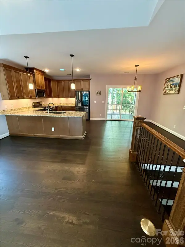 383 Lee AVE, Lexington, NC 27295