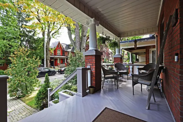 174 Heward AVE, Toronto E01, ON M4M 2T7