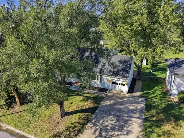 3400 E 107th TER, Kansas City, MO 64137
