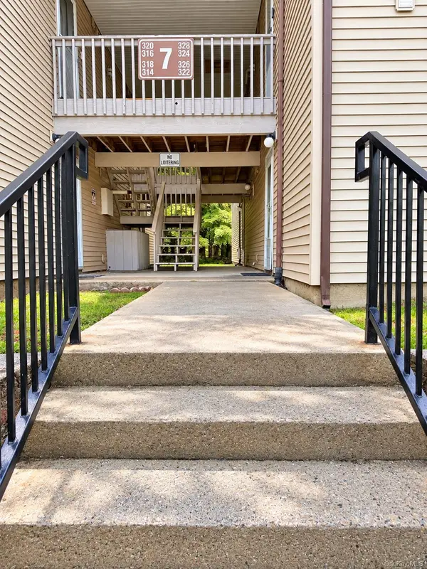 326 Concord LN, Middletown, NY 10940