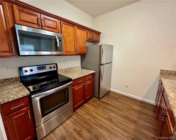 44 High ST #333, Chester, NY 10918