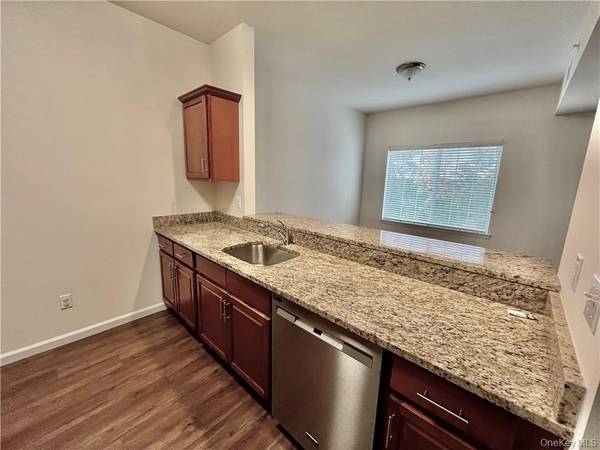 44 High ST #333, Chester, NY 10918