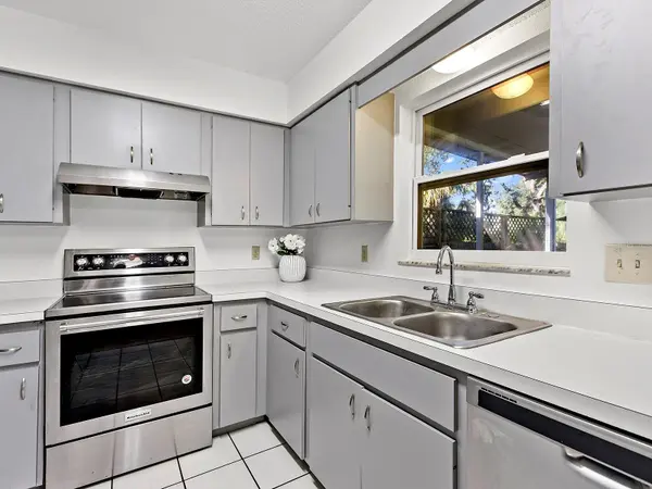 4260 BELL AVE, Sarasota, FL 34231