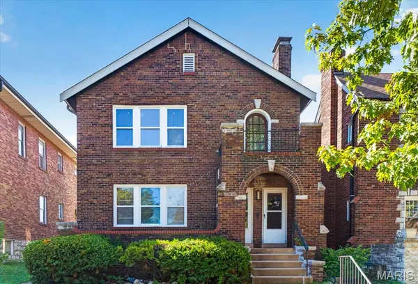 3916 Dunnica AVE, St Louis, MO 63116